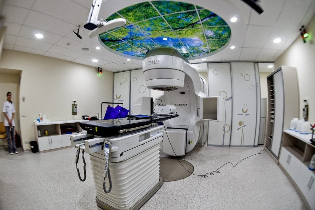 Examen de radiologie rapide et sans douleur au Centre Radiologie Tanger – AL Hakim, pour votre confort.